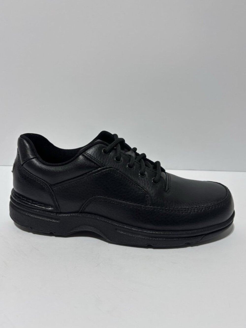 Rockport Men’s Eureka Black Leather Sneakers, Size 8 M